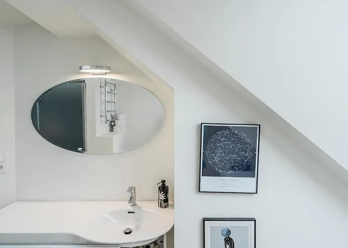 Domillion Amazing 3bdr Penthouse With Terrace Mz28