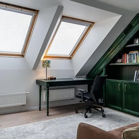 Domillion Amazing 3bdr Penthouse With Terrace Mz28 Lägenhet